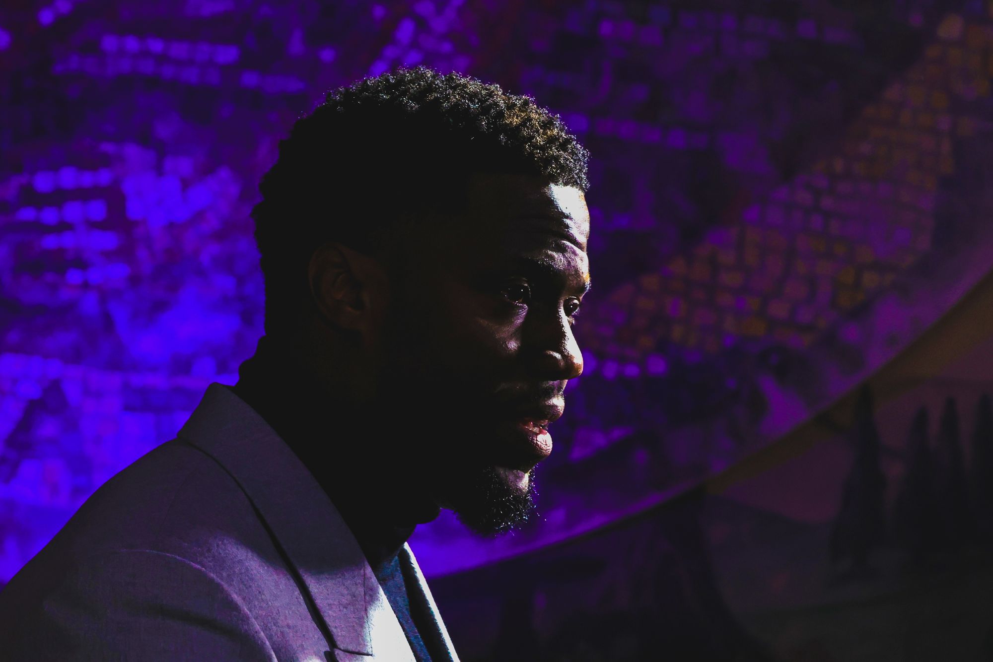 Kevin Hart Is in a Wheelchair Because He Raced Father Time - LEVEL Man