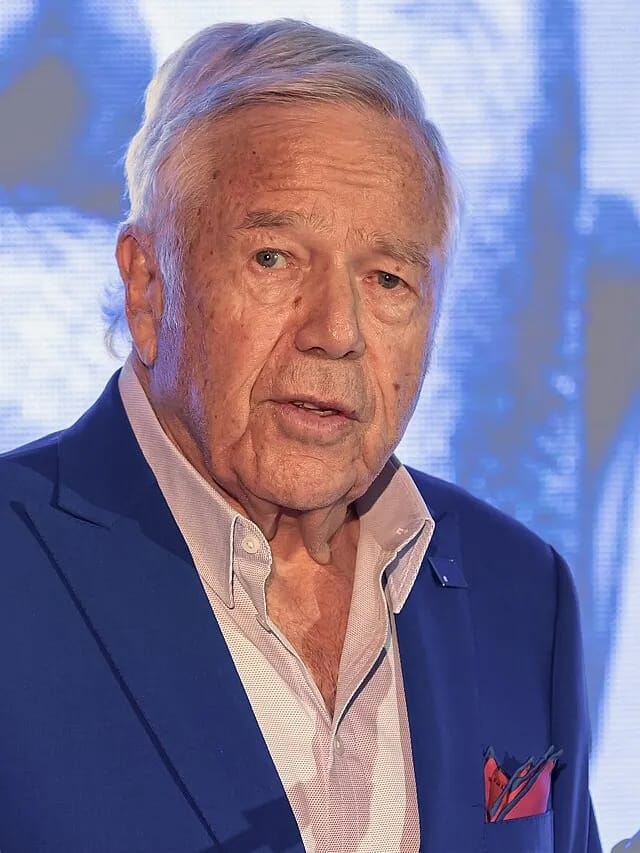 Why Robert Kraft Was the Biggest Loser at the Super Bowl