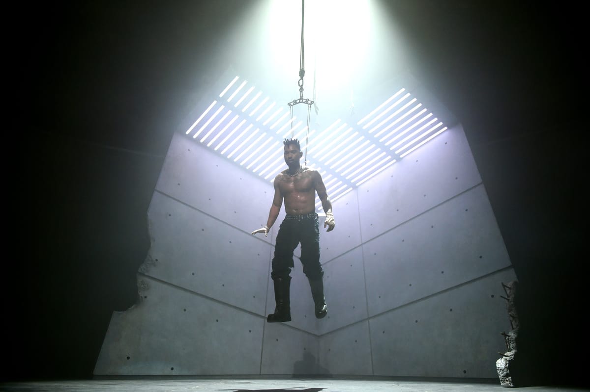 Miguel Hanging By Hooks Performance, Explained