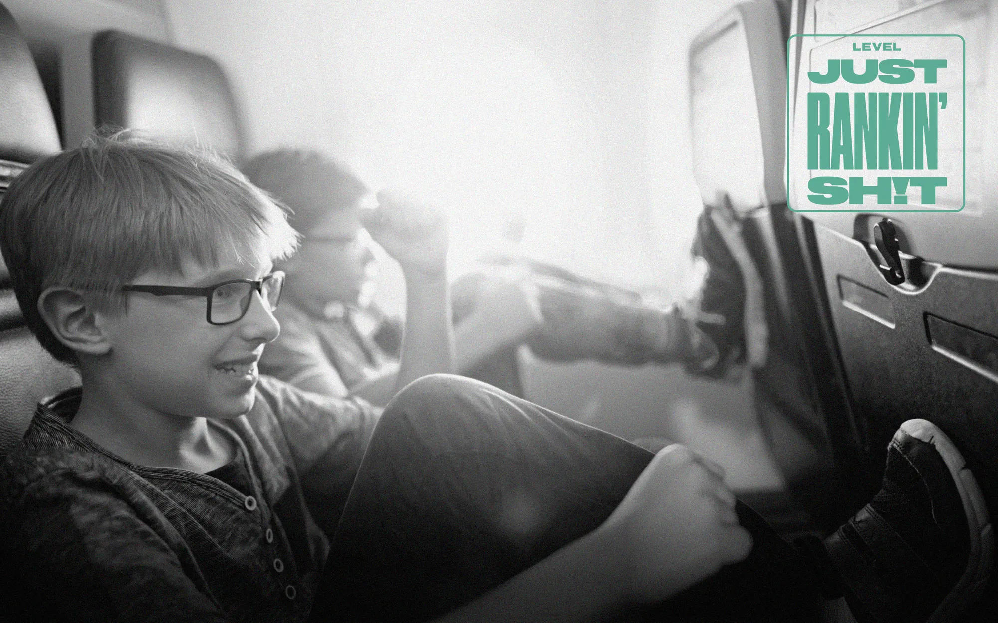 The 8 Worst Travelers You'll Encounter While Flying, Ranked