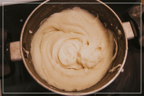 A pot of deeply disappointing mashed potatoes