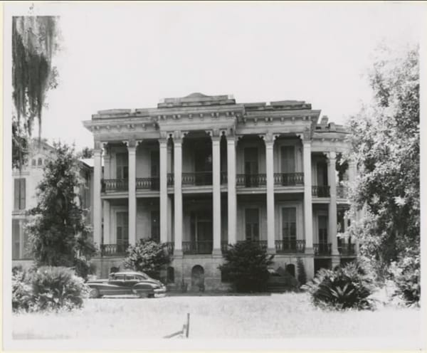 Rebuilding After Fire Exposes Popularity of Plantation Weddings